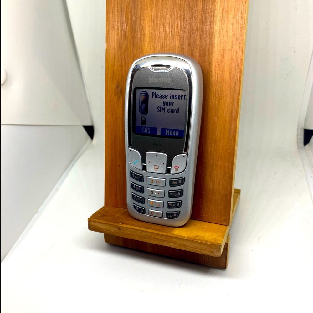 Retro Siemens A65 cellphone.